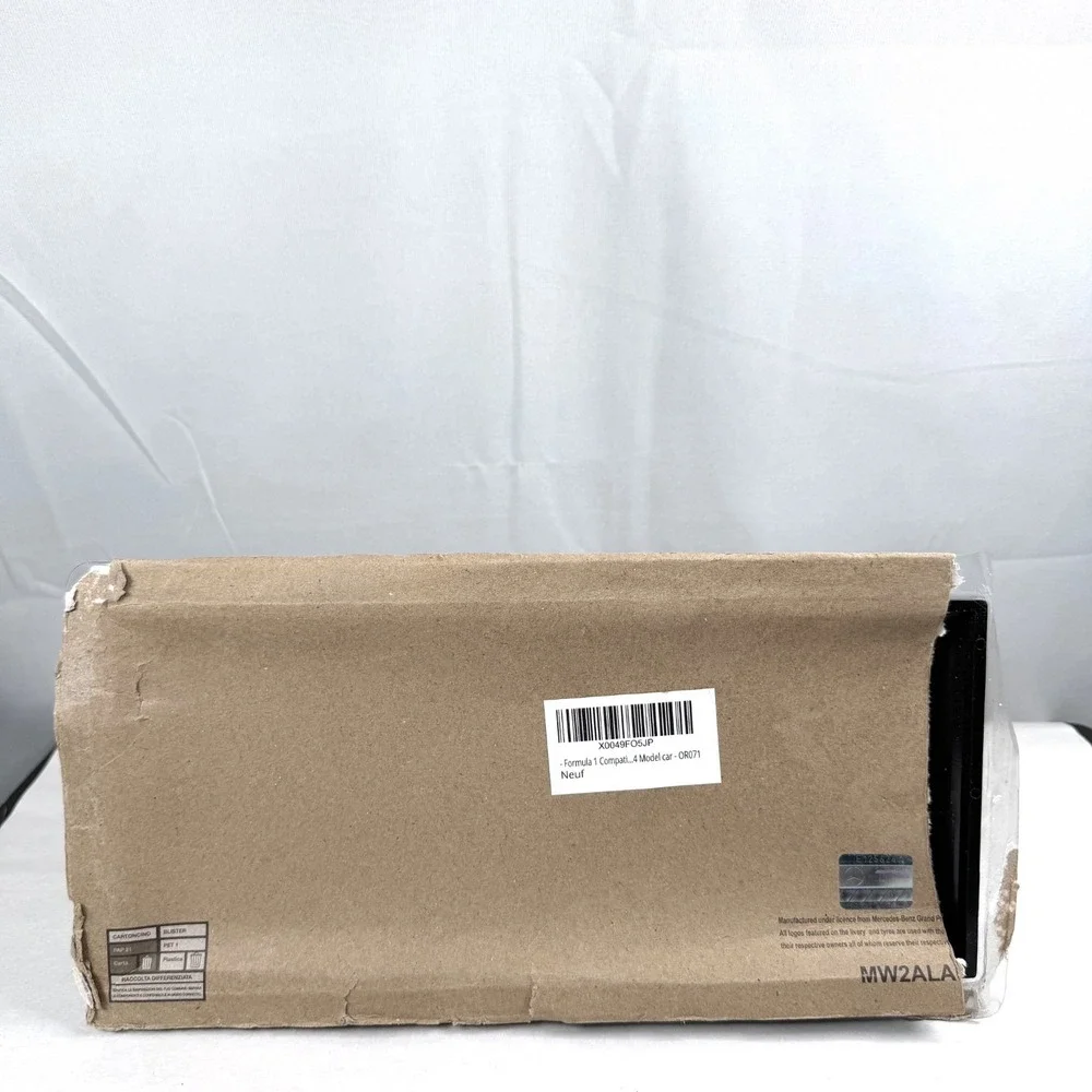 Formula 1 Compatible with Mercedes AMG F1 W08 EQ Power+ Lewis Hamilton 1/24